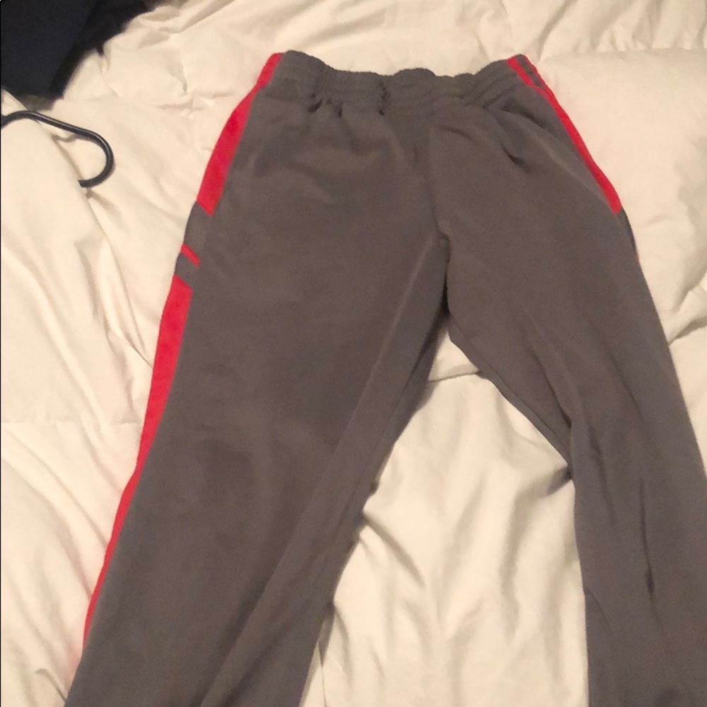 Athletic pants